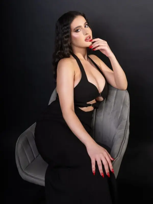 Anita Female companion in Lucknow
